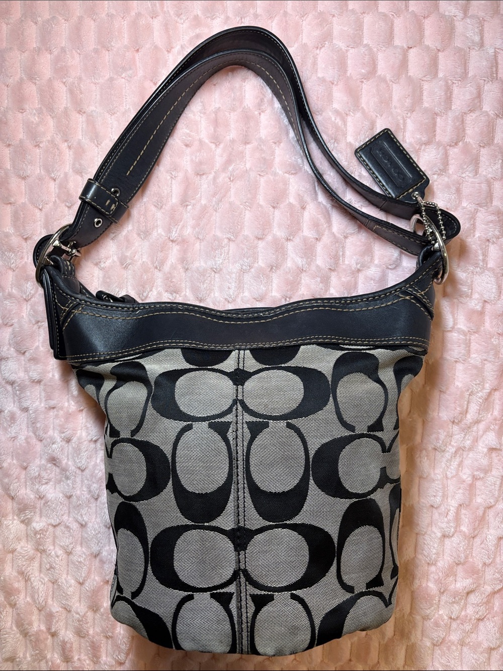 Y2K Coach Signature Black & White Canvas Shoulder Bag / Bucket Purse 🖤